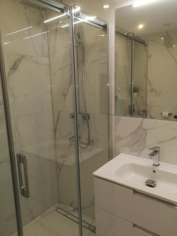 Apartament Z Widokiem Na Morze W Kompleksie Hevenia Ревал Екстериор снимка