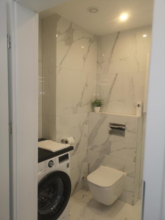 Apartament Z Widokiem Na Morze W Kompleksie Hevenia Ревал Екстериор снимка